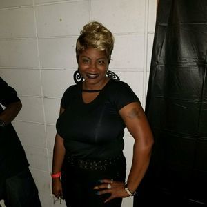 Meet your Posher, Bernadette